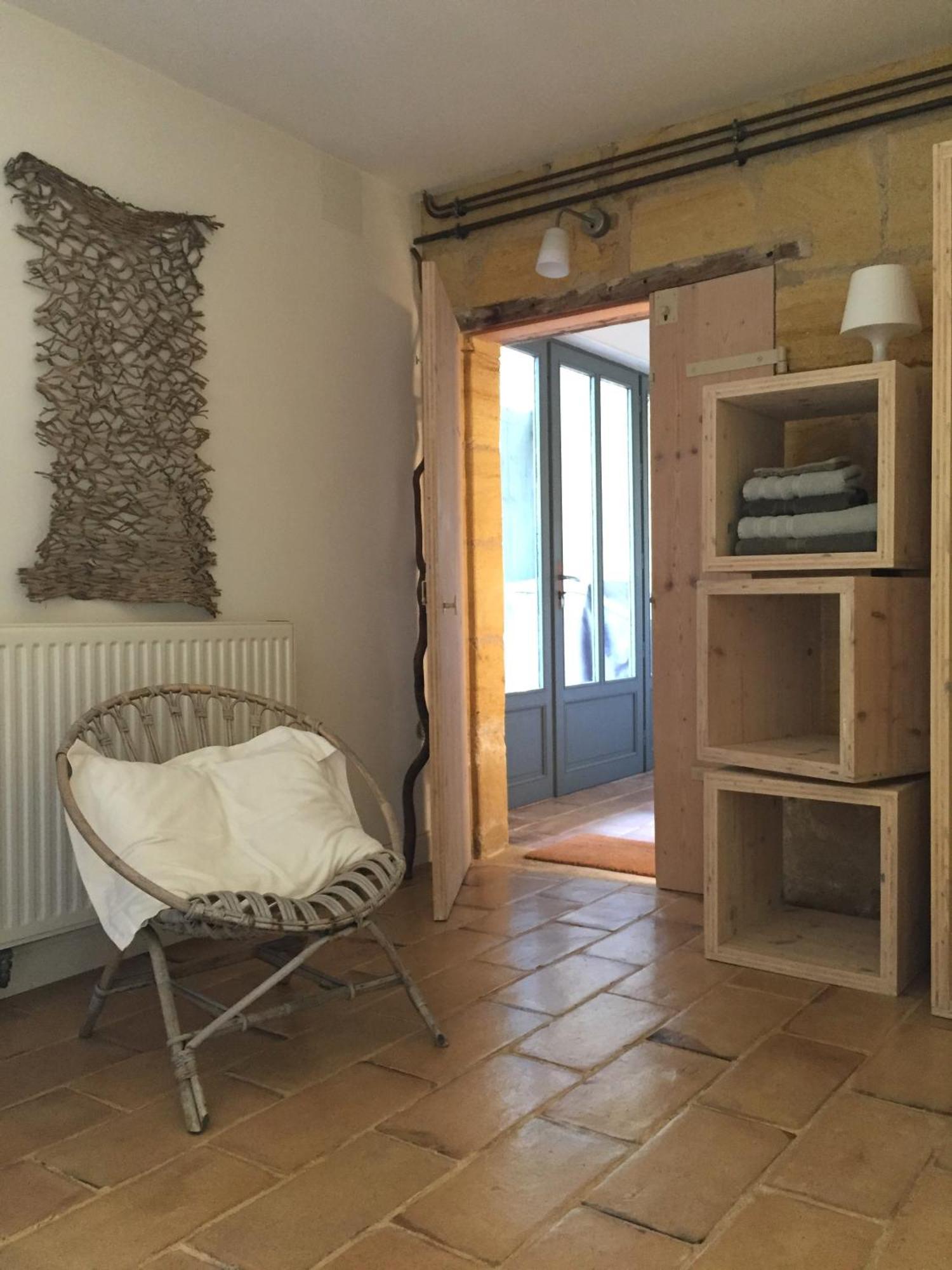 Songes Au Lit Du Fleuve Bed and Breakfast Cambes  Buitenkant foto